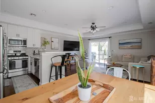 20 Waverly St, Keyport, NJ 07735 - Photo 8