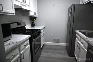 13 Jay Ct, Plainsboro Township, NJ 08536 - Photo 8