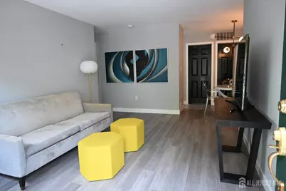 13 Jay Court, Plainsboro Township, NJ 08536 - Photo 4
