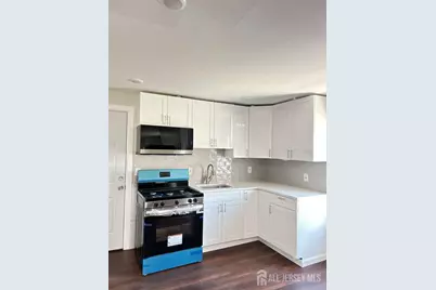 8 Hampton Street, Newton, NJ 07860 - Photo 1
