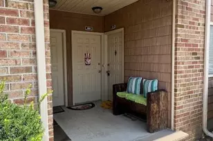 405 Cynthia Ct, South Brunswick Township, NJ 08540 - Photo 2