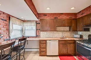129 Bedford Ave, Iselin, NJ 08830 - Photo 16