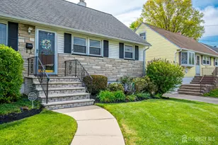 129 Bedford Ave, Iselin, NJ 08830 - Photo 4