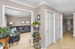 678 Yarborough Way, Monroe Township, NJ 08831 - Photo 6
