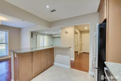 133 Oakmont Court, Edison, NJ 08820 - Photo 24
