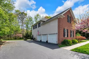 23 Yellowstone Dr, Old Bridge Township, NJ 08857 - Photo 8