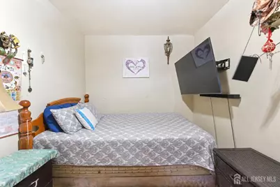 8-10 Horatio Street, Newark, NJ 07105 - Photo 4