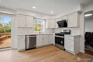 17 Green Hills Rd, East Brunswick Township, NJ 08816 - Photo 8