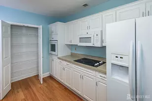2033 Windrow Dr, Middlesex, NJ 08540 - Photo 12