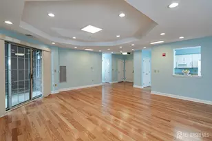 2033 Windrow Dr, Middlesex, NJ 08540 - Photo 6