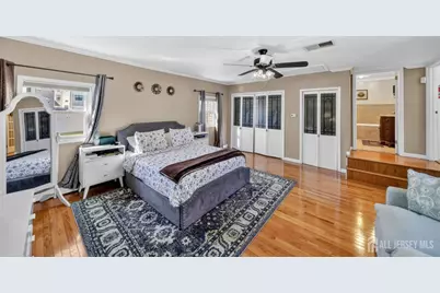 383 Carteret Avenue, Carteret, NJ 07008 - Photo 10