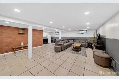 383 Carteret Avenue, Carteret, NJ 07008 - Photo 18