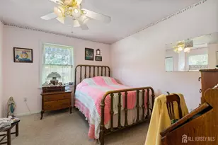 28 Wildwood Ave, Fords, NJ 08863 - Photo 16