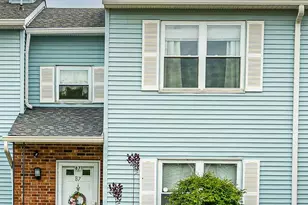 87 Brookview Cir, Jamesburg, NJ 08831 - Photo 2