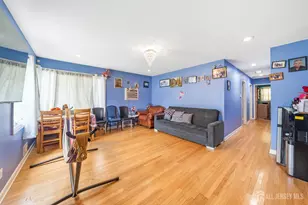 278 North Dr, North Plainfield, NJ 07060 - Photo 4