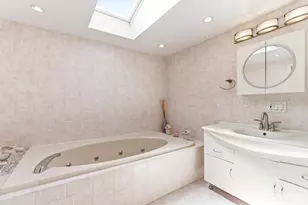 98 Park Gate Dr, Edison, NJ 08820 - Photo 24