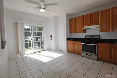 27 Pin Oak Drive, North Brunswick Township, NJ 08902 - Photo 6