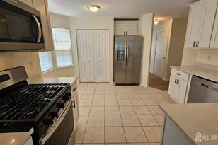 405 Cobblestone Ct, South Brunswick Township, NJ 08852 - Photo 12