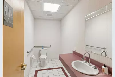 [Address not provided], Mountainside, NJ 07092 - Photo 28