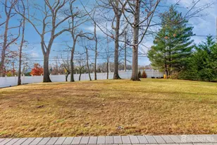 8 Constitution Ct, East Brunswick Township, NJ 08816 - Photo 56