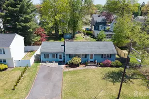126 Jay Pl, Middlesex, NJ 08846 - Photo 2