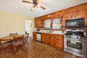 126 Jay Pl, Middlesex, NJ 08846 - Photo 10