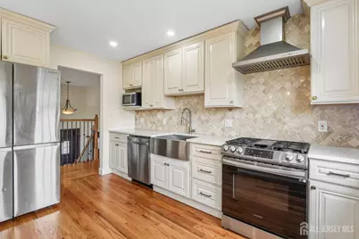 2 Marc Court, Edison, NJ 08820 - Photo 12