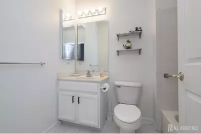 70 Vineyard Court, Monroe Township, NJ 08831 - Photo 22