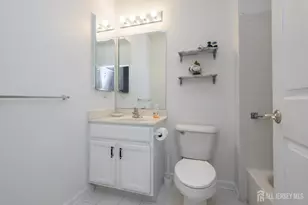 70 Vineyard Ct, Monroe Township, NJ 08831 - Photo 22