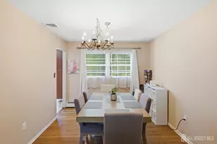 34 Ventnor Dr, Edison, NJ 08820 - Photo 8