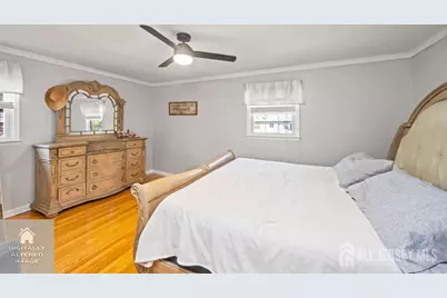 158 Grandview Avenue, Edison, NJ 08837 - Photo 18