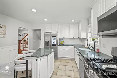 158 Grandview Avenue, Edison, NJ 08837 - Photo 10