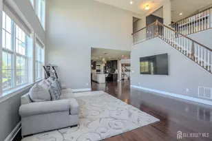 27 Greylynne Dr, Monroe Township, NJ 08831 - Photo 14