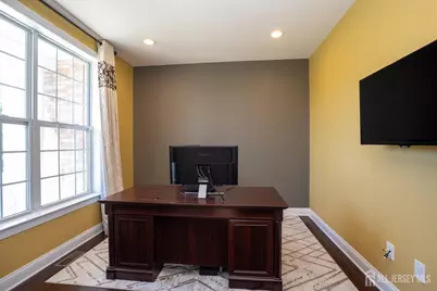 27 Greylynne Drive, Monroe Township, NJ 08831 - Photo 10