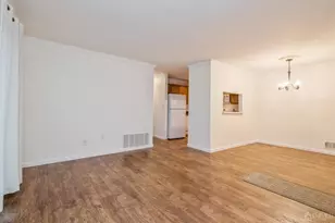101 Quince Ct, Lawrence Township, NJ 08648 - Photo 4