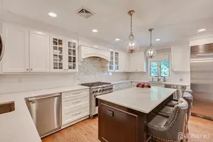 22 Celler Rd, Edison, NJ 08817 - Photo 20