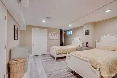 22 Celler Road, Edison, NJ 08817 - Photo 46