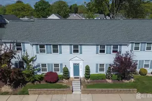 320 Sharon Way, Monroe Township, NJ 08831 - Photo 2