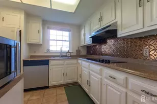 320 Sharon Way, Monroe Township, NJ 08831 - Photo 22