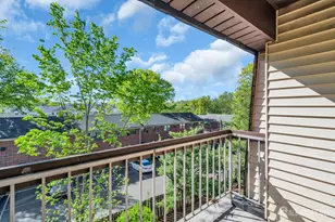 812 Green Hollow Dr, Iselin, NJ 08830 - Photo 26