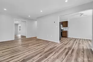 812 Green Hollow Dr, Iselin, NJ 08830 - Photo 6