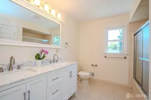 14 Dov Pl, South Brunswick Township, NJ 08824 - Photo 30