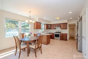 14 Dov Pl, South Brunswick Township, NJ 08824 - Photo 10