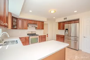 14 Dov Pl, South Brunswick Township, NJ 08824 - Photo 12
