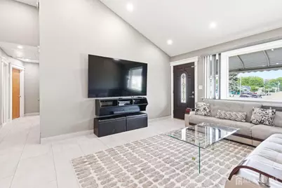 79 George Street, Carteret, NJ 07008 - Photo 6