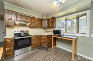214 Colonia Blvd, Colonia, NJ 07067 - Photo 10