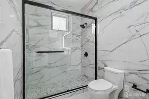239 Suttons Ln, Edison, NJ 08817 - Photo 44