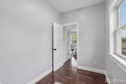 239 Suttons Lane, Edison, NJ 08817 - Photo 42