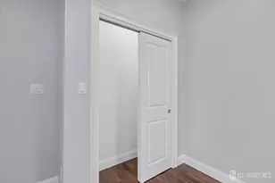 239 Suttons Ln, Edison, NJ 08817 - Photo 34