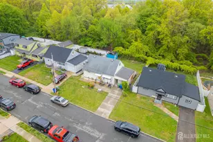 520 N Park Dr N, Perth Amboy, NJ 08861 - Photo 2